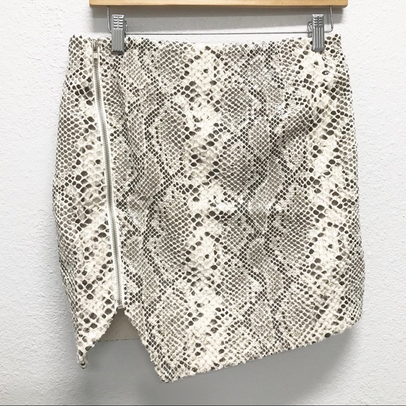Dresses & Skirts - Faux Snake Skin Textured Asymmetrical Skirt